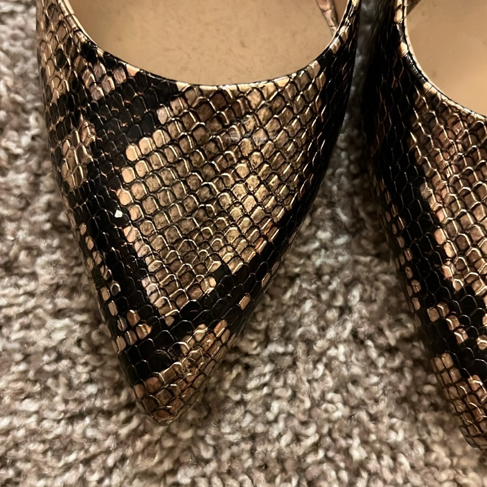 Heels - Picture 6 of 7